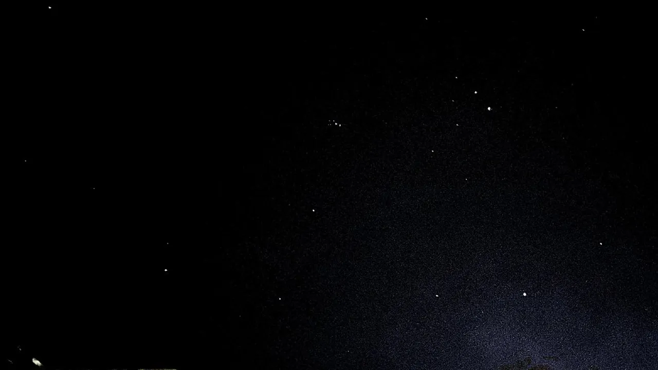 Kalender Astronomi Oktober 2026: Hujan Meteor Draconid, Orionid, dan Saturnus Oposisi